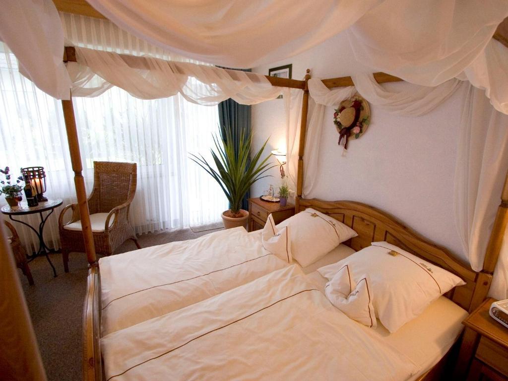 Landhotel Grimmeblick วินเทอร์แบร์ก ห้อง รูปภาพ